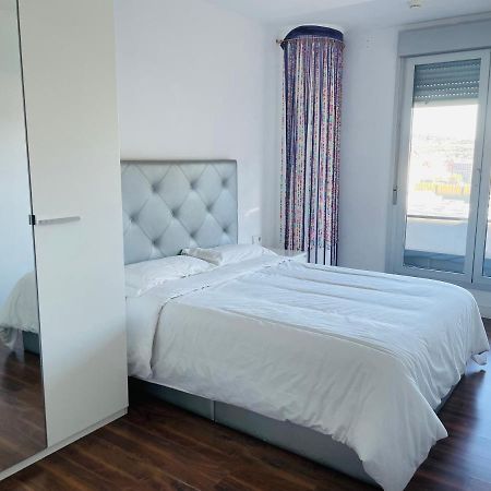 Fira De Barcelona City View Apartment With Garage Parking 略夫雷加特河畔奥斯皮塔莱特 外观 照片