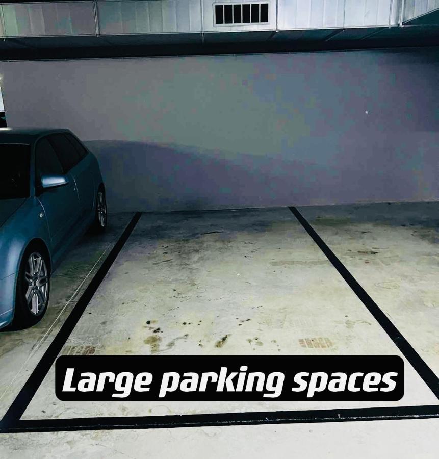 Fira De Barcelona City View Apartment With Garage Parking 略夫雷加特河畔奥斯皮塔莱特 外观 照片