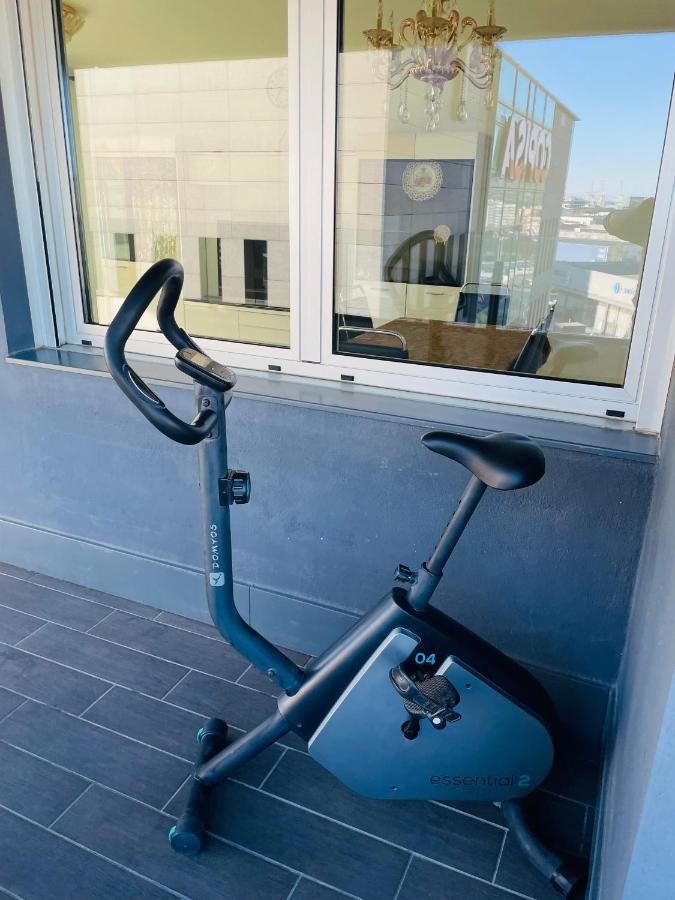 Fira De Barcelona City View Apartment With Garage Parking 略夫雷加特河畔奥斯皮塔莱特 外观 照片