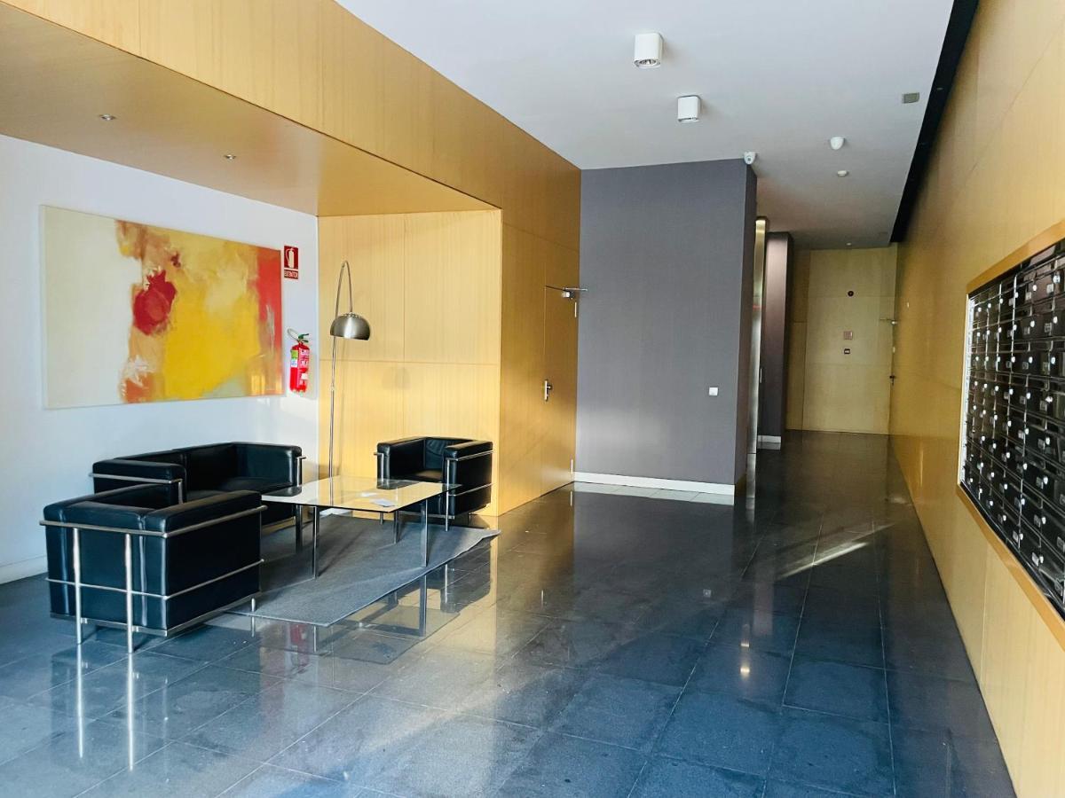 Fira De Barcelona City View Apartment With Garage Parking 略夫雷加特河畔奥斯皮塔莱特 外观 照片