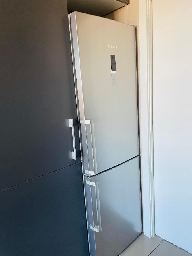 Fira De Barcelona City View Apartment With Garage Parking 略夫雷加特河畔奥斯皮塔莱特 外观 照片