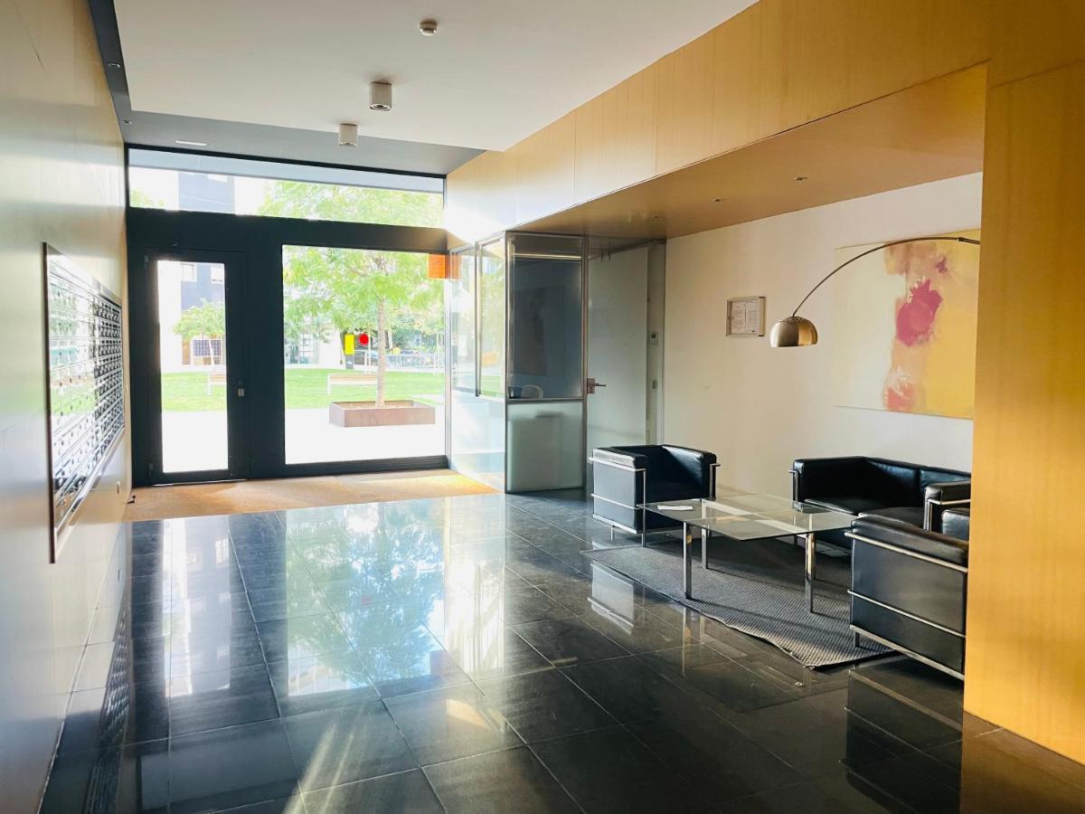 Fira De Barcelona City View Apartment With Garage Parking 略夫雷加特河畔奥斯皮塔莱特 外观 照片